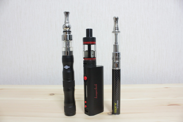 話題のVAPEを試してみたいという初心者必見。ほんとに買えばすぐ楽しめるの？ 人気スターターキットを比較してみた！